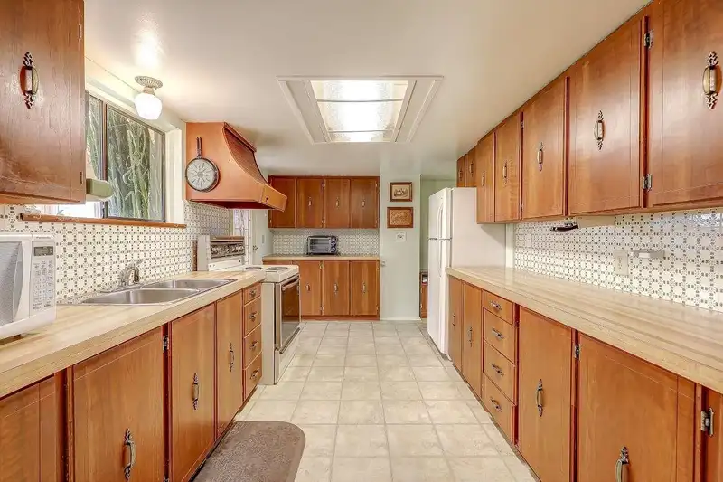11700 BLUNDELL ROAD - photo 4 of 40