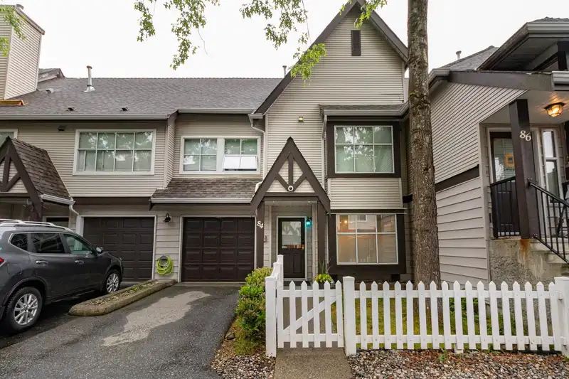 84 12099 237 STREET - photo 2 of 37