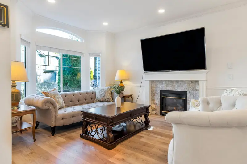 122 BLACKBERRY DRIVE - photo 4 of 25