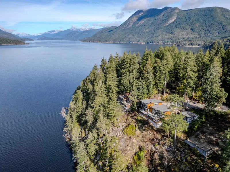 6101 -6099 CORACLE DRIVE - photo 2 of 25