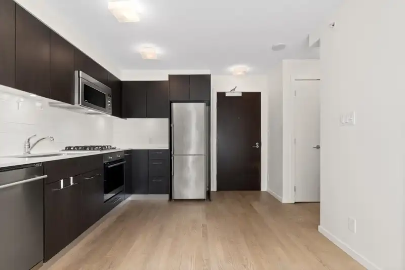 309 7733 FIRBRIDGE WAY - photo 4 of 22