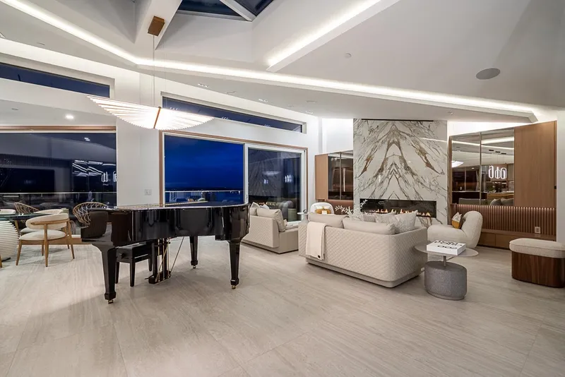 2356 OTTAWA AVENUE - photo 3 of 25