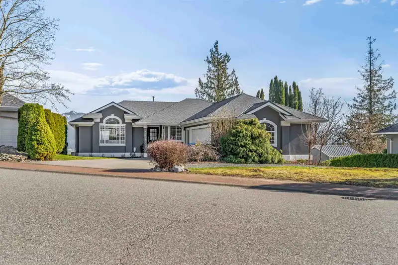 36382 SANDRINGHAM DRIVE - photo 2 of 34