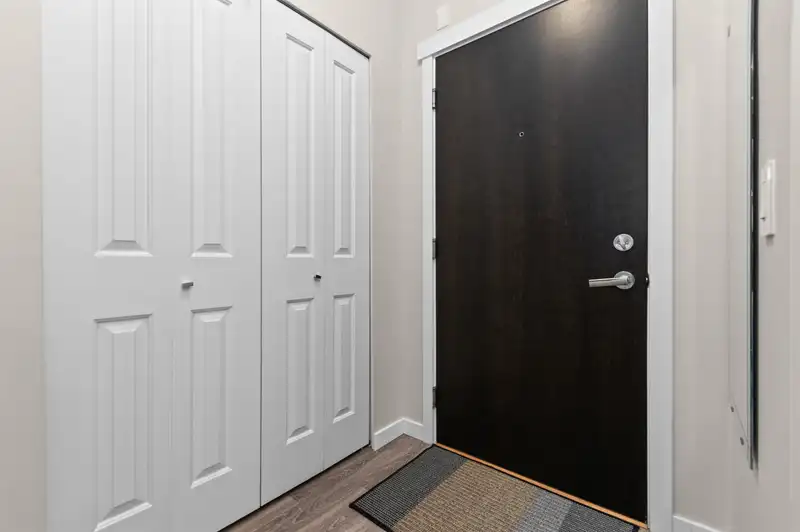 305 2665 MOUNTAIN HIGHWAY - photo 2 of 36