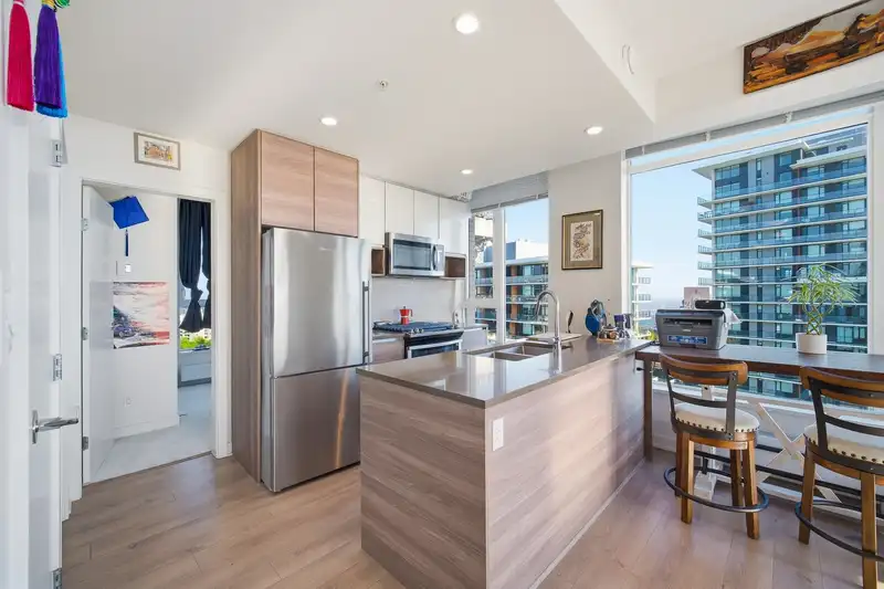 1308 8850 UNIVERSITY CRESCENT - photo 2 of 31