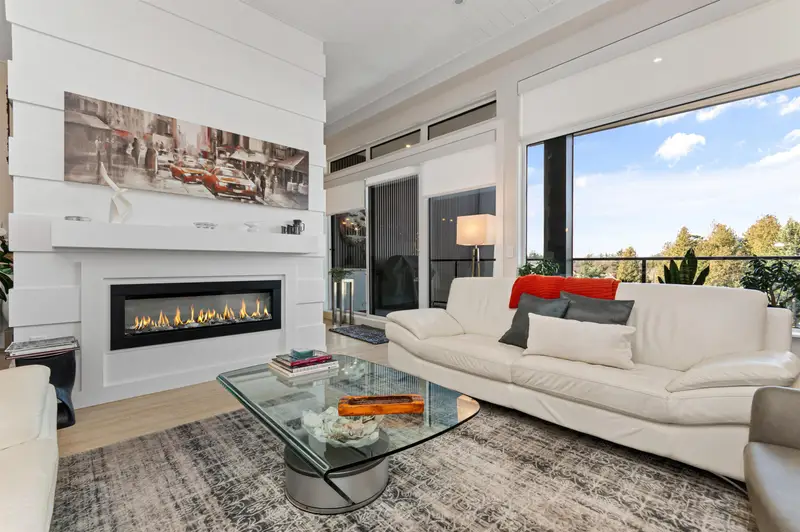 604 45745 WATSON ROAD - photo 2 of 25