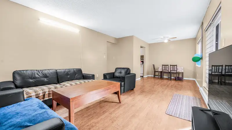 109 13344 102A AVENUE - photo 4 of 19