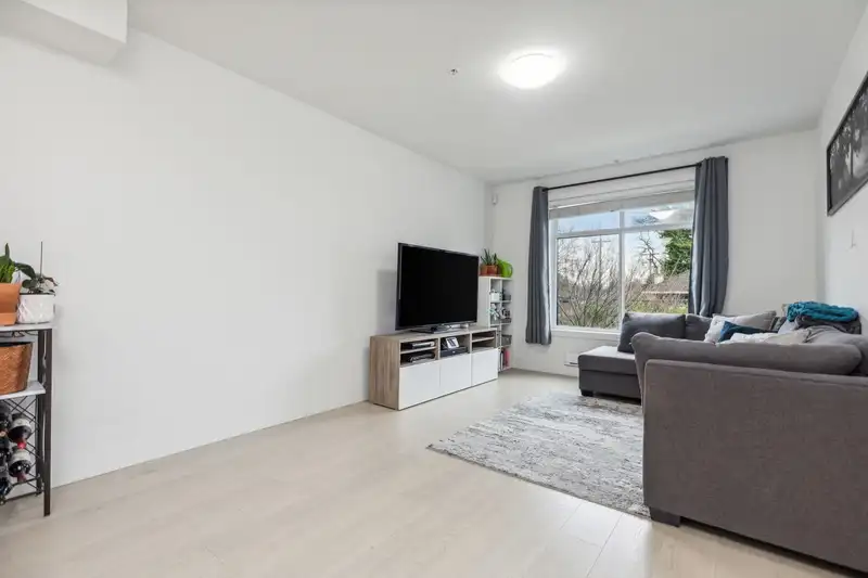 5831 WALES STREET - photo 3 of 19