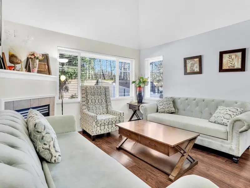 32 13918 58 AVENUE - photo 4 of 25