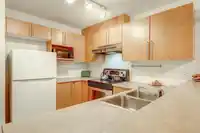 208 1150 E 29TH STREET - thumbnail 10