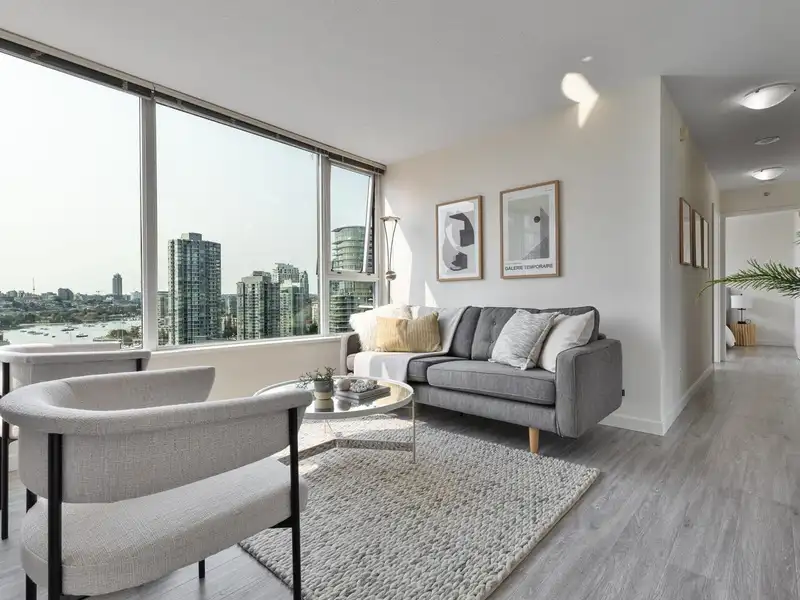 2305 33 SMITHE STREET - photo 2 of 25