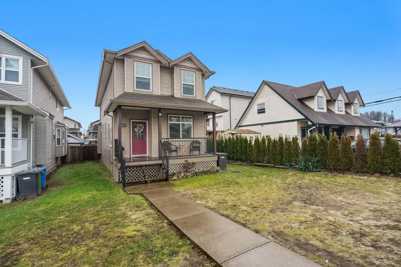 34624 5 AVENUE - photo 2 of 25