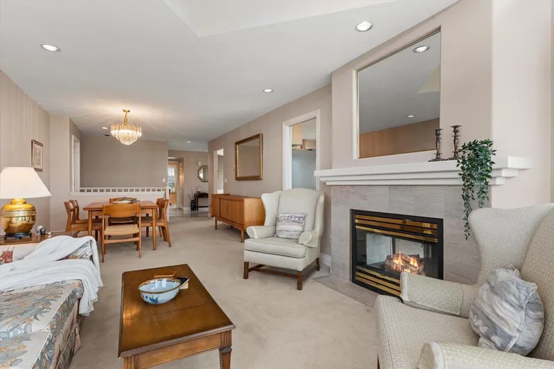 11 3354 HORN STREET - photo 2 of 25