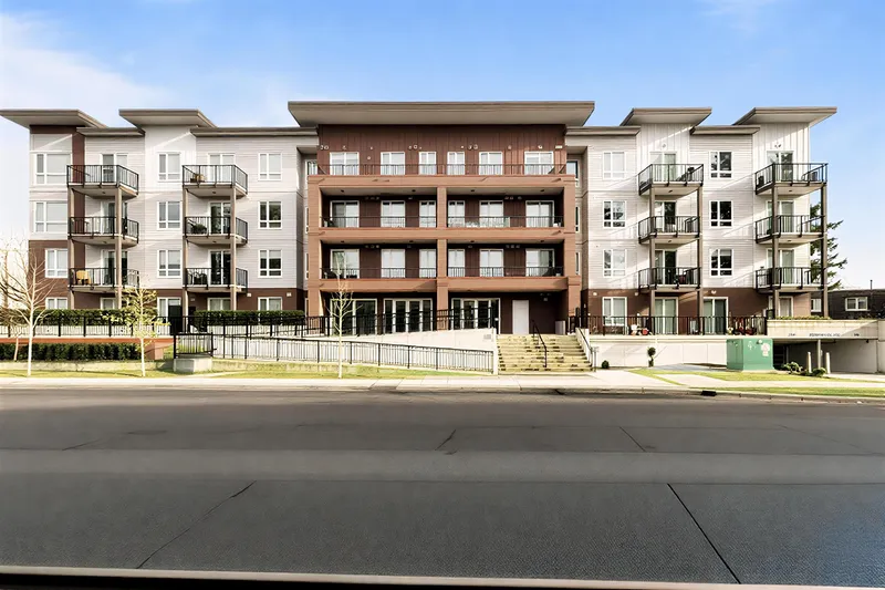 401 5420 208 STREET - photo 2 of 25