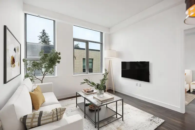 110 523 W KING EDWARD AVENUE - photo 2 of 14