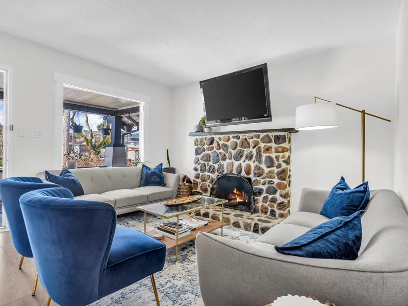 16 N KASLO STREET - photo 4 of 18