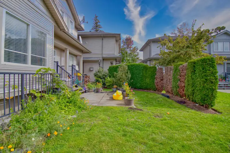 36 6116 128 STREET - photo 2 of 22