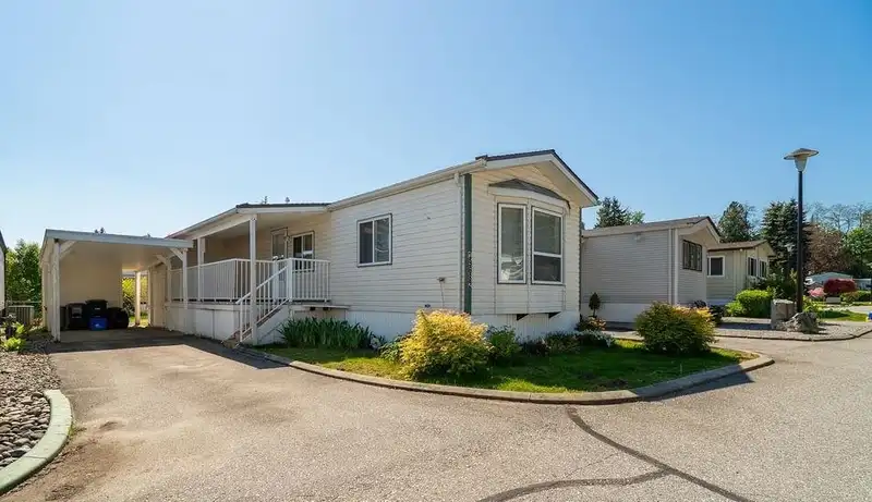 132 19682 POPLAR DRIVE - photo 1 of 39