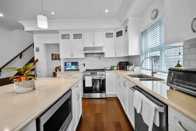 3288 W 32ND AVENUE - photo 1 of 37