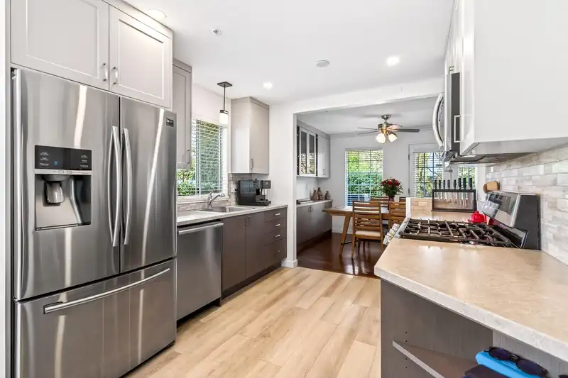 51 12268 189A STREET - photo 1 of 40