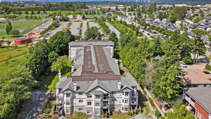 304 12739 72 AVENUE - photo 1 of 38