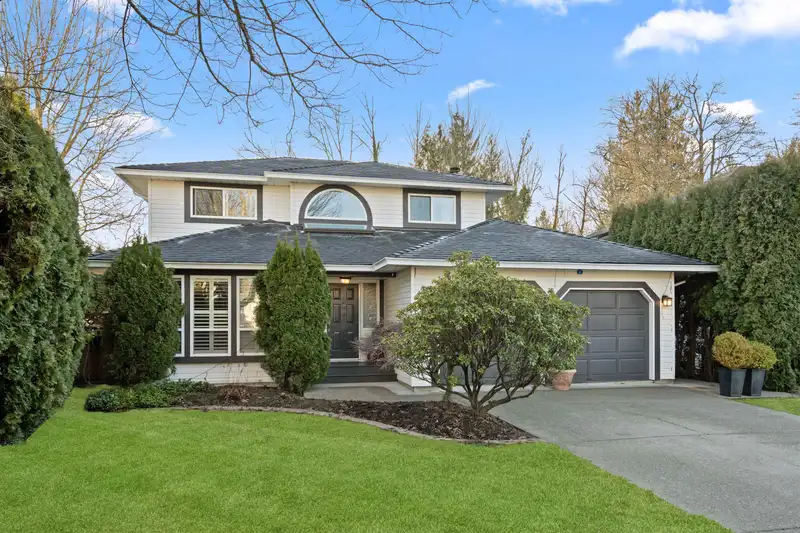 21096 91A AVENUE - photo 1 of 39