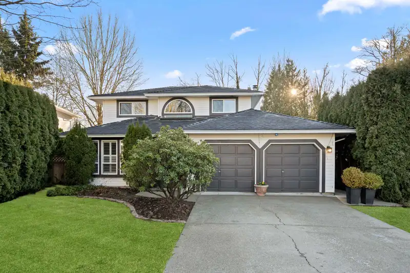 21096 91A AVENUE - photo 3 of 39
