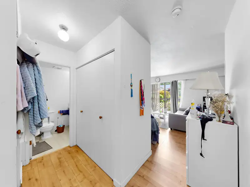 201 590 WHITING WAY - photo 4 of 18