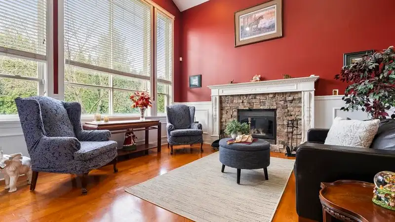 7756 144 STREET - photo 3 of 40