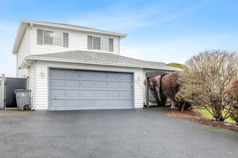 7470 123 STREET - photo 1 of 26