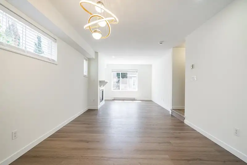 52 15155 62A AVENUE - photo 4 of 36