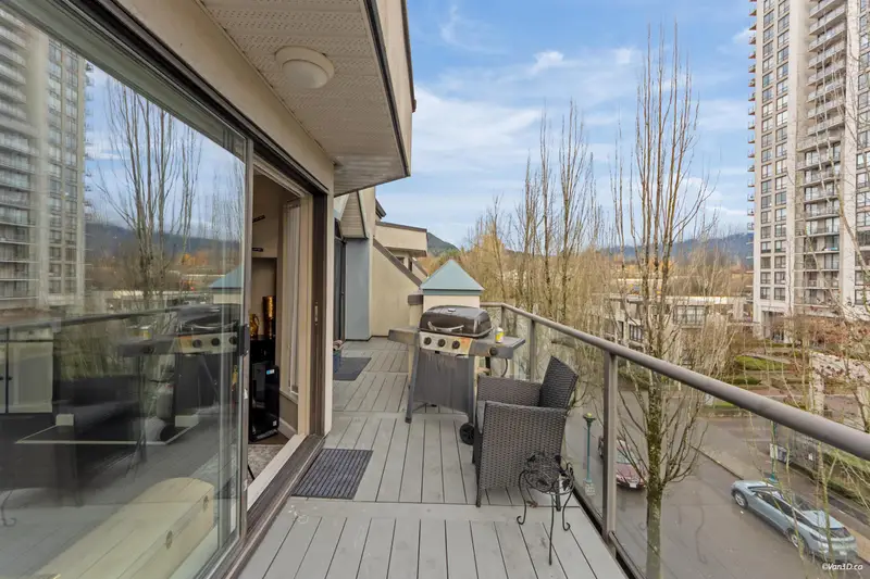 415 2978 BURLINGTON DRIVE - photo 1 of 25