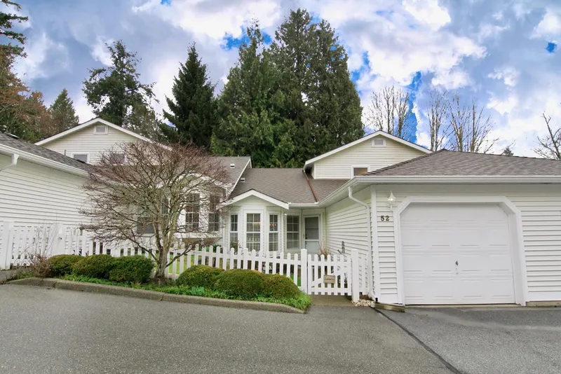 52 6537 138 STREET - photo 1 of 25