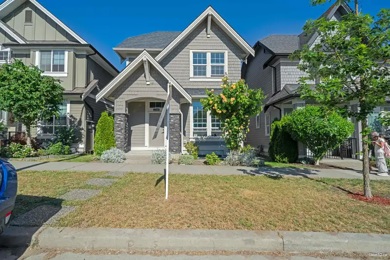 2168 165B STREET - photo 1 of 40