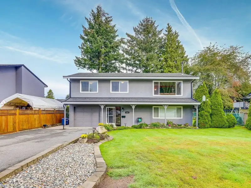 4795 44A AVENUE - photo 1 of 25