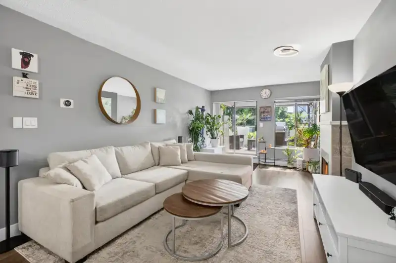 202 812 MILTON STREET - photo 1 of 24