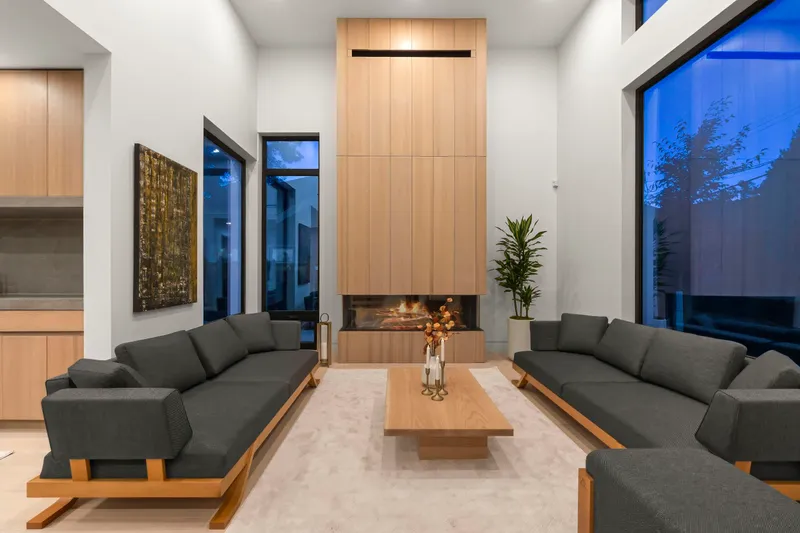 1066 FULTON AVENUE - photo 4 of 25