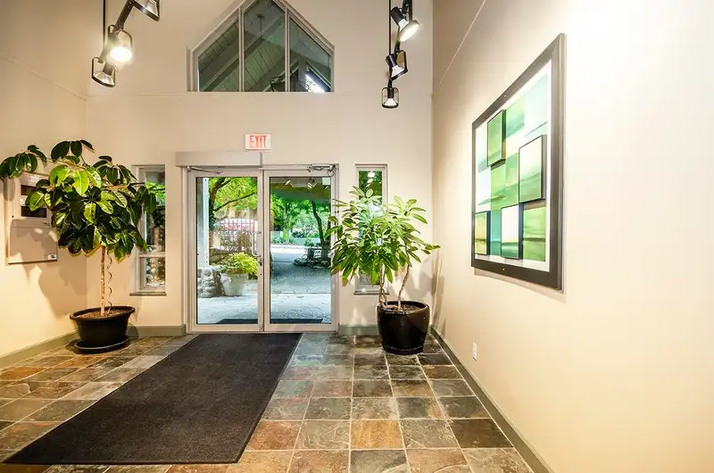 209 150 W 22ND STREET - photo 4 of 12