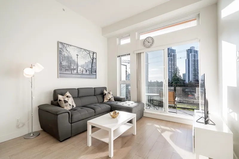 401 13919 FRASER HIGHWAY - photo 3 of 25