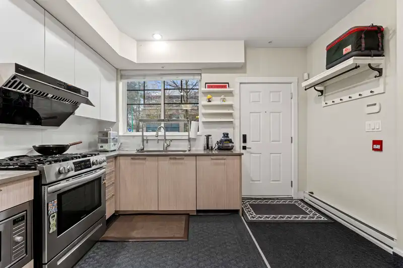 7 5132 CANADA WAY - photo 3 of 35