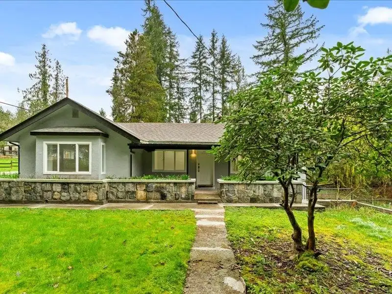 27601 104 AVENUE - photo 1 of 40