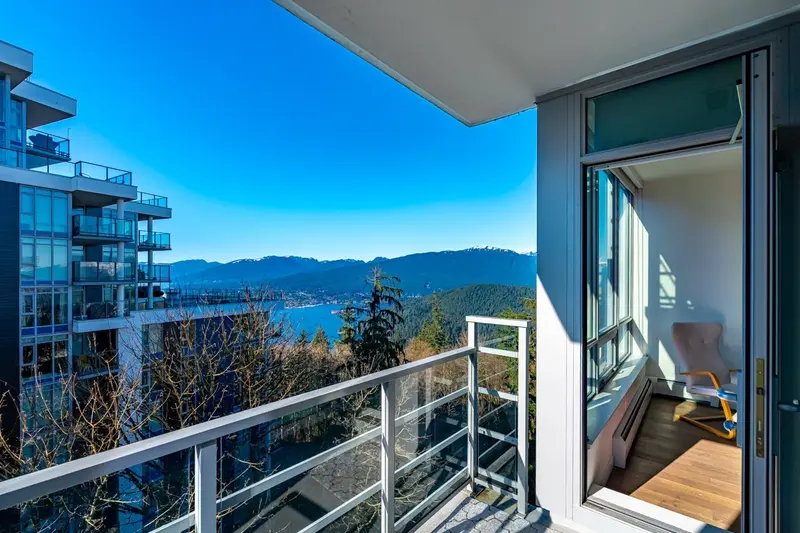 1006 9060 UNIVERSITY CRESCENT - photo 2 of 25