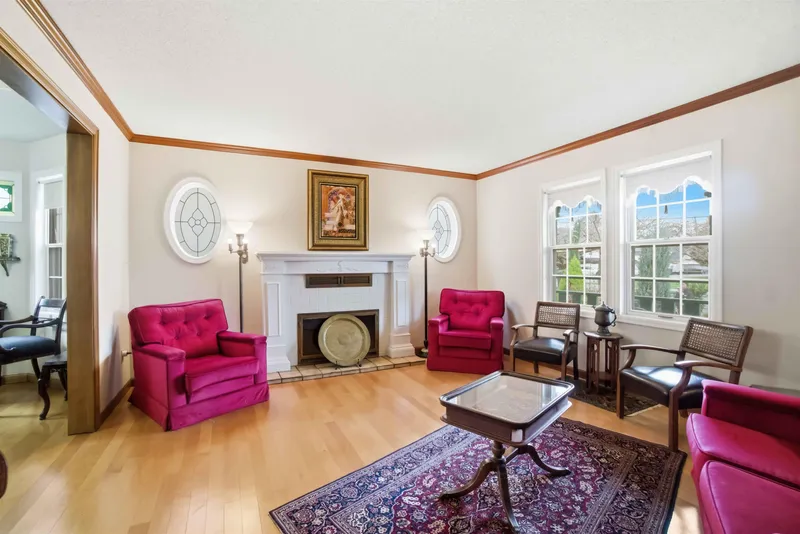 3580 BROADWAY STREET - photo 3 of 25