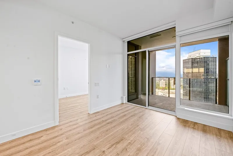 2309 6511 SUSSEX AVENUE - photo 3 of 25