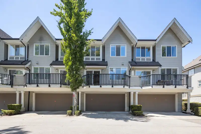 44 7233 HEATHER STREET - photo 1 of 30