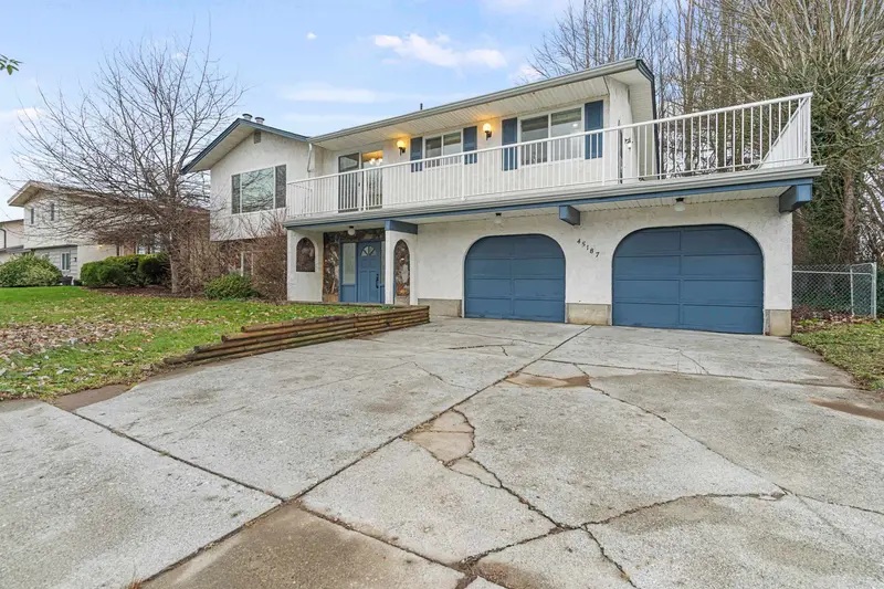 45187 MOUNTVIEW WAY - photo 2 of 25