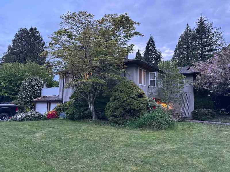 12690 26 AVENUE - photo 3 of 31
