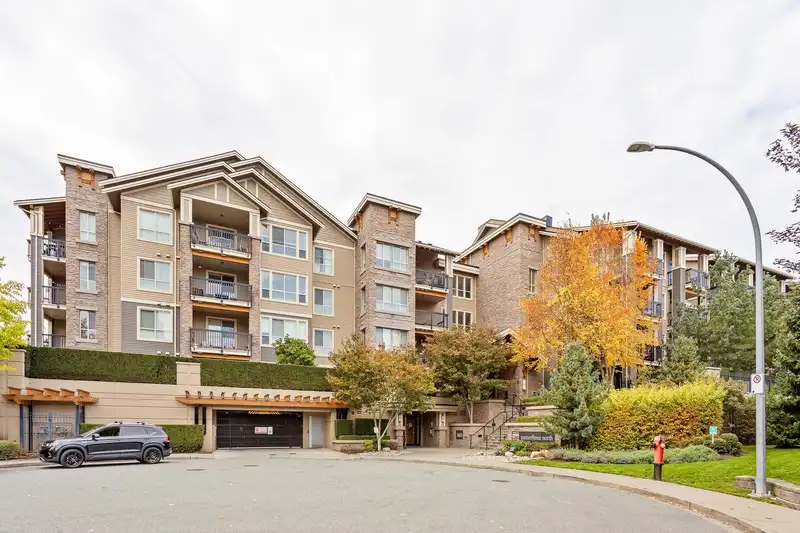 128 5655 210A STREET - photo 3 of 31