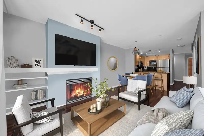 307 2288 MARSTRAND AVENUE - photo 3 of 19