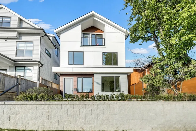 1 3547 E GEORGIA STREET - photo 2 of 25